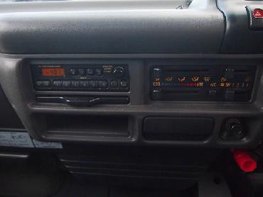 いすゞ エルフ ウイング車 小型 KK-NKR71LV 年式 H11 [写真19]