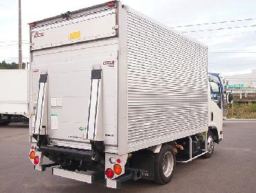 いすゞ エルフ バン車 小型 BKG-NMR85AN 年式 H20 [写真08]