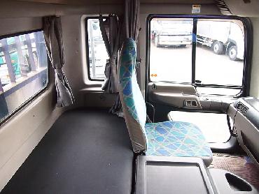 日野  平ボディ 大型 KL-FS1KZHA 年式 H15 [写真18]