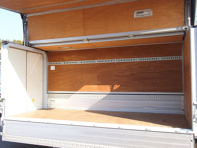 いすゞ エルフ ウイング車 小型 PB-NKR81AN 年式 H17[写真16]