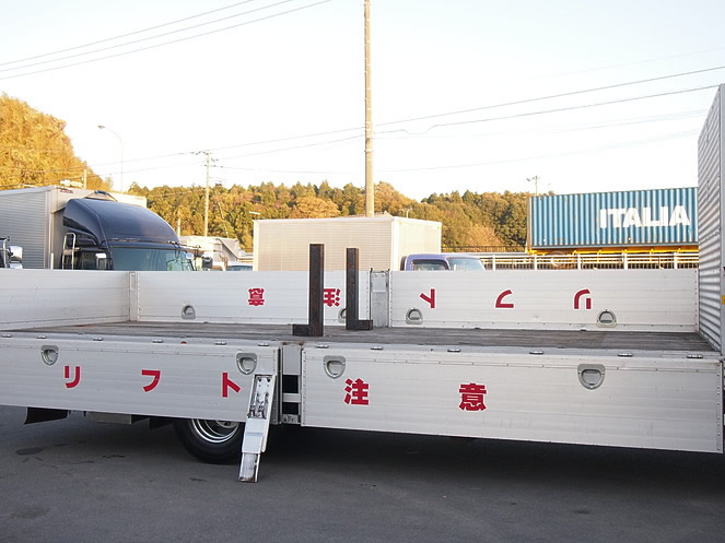 三菱ふそう ファイター 平ボディ 中型 PDG-FK61F 年式 H19[写真16]