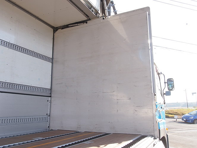 UDトラックス クオン ウイング車 大型 PKG-CD4ZA 年式 H19[写真25]