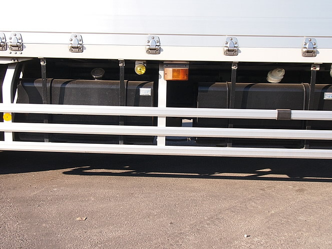 UDトラックス クオン ウイング車 大型 PKG-CD4ZA 年式 H19[写真46]