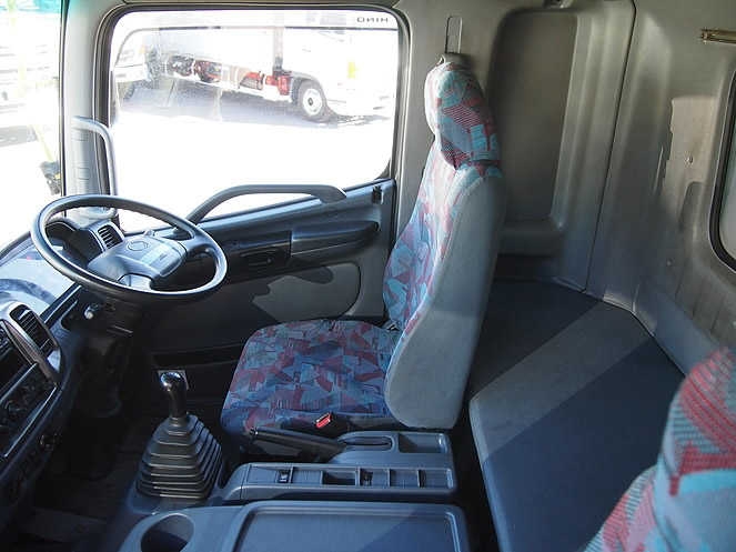 日野 レンジャー ウイング車 中型 KK-FD1JLEA 年式 H16[写真21]