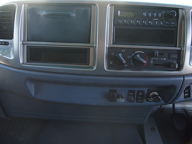 日野 レンジャー ウイング車 中型 KK-FD1JLEA 年式 H16[写真22]