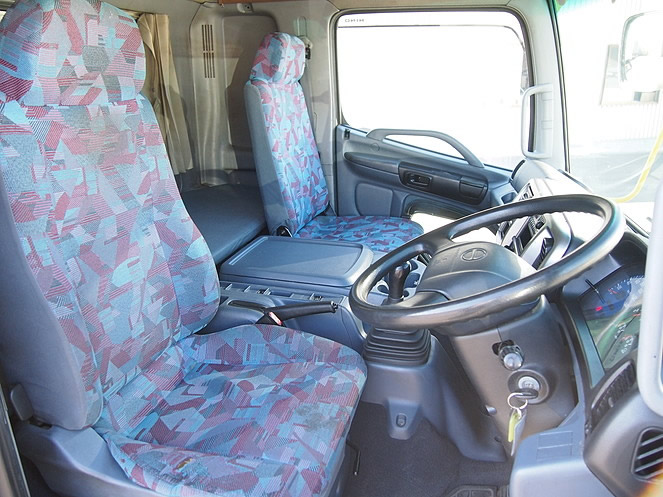 日野 レンジャー ウイング車 中型 KK-FD1JLEA 年式 H16[写真20]