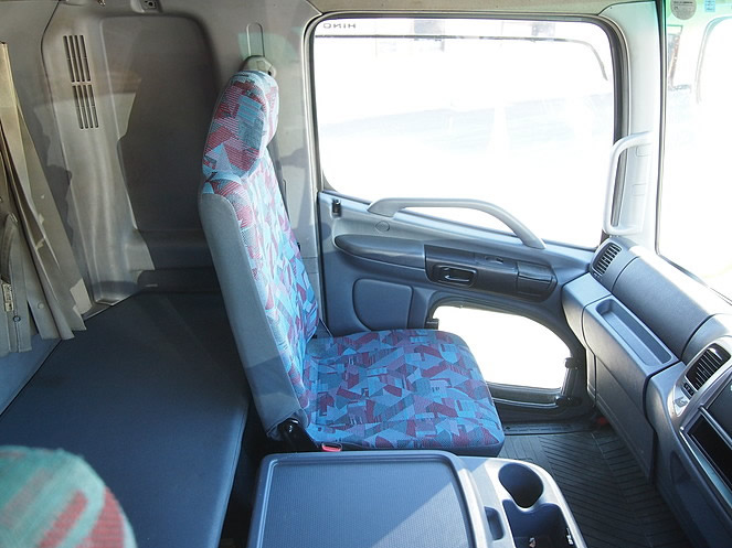 日野 レンジャー ウイング車 中型 KK-FD1JLEA 年式 H16[写真24]