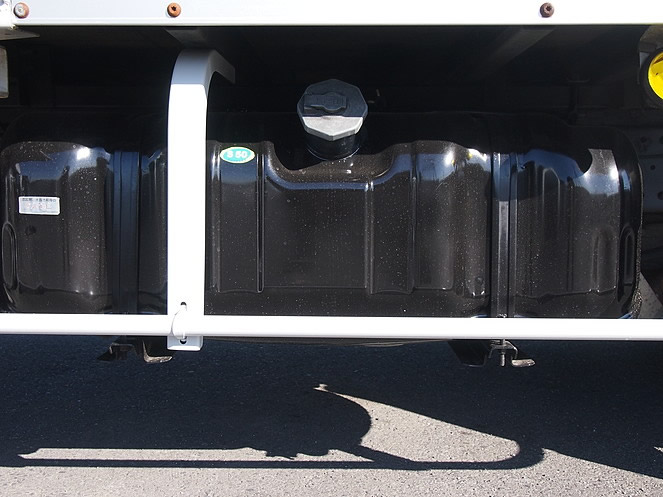 いすゞ エルフ バン車 小型 BDG-NMR85AN 年式 H19[写真29]