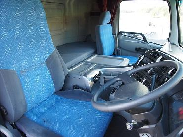 UDトラックス クオン ウイング車 大型 PKG-CD4ZA 年式 H19 [写真29]