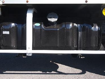 いすゞ エルフ バン車 小型 BDG-NMR85AN 年式 H19 [写真29]