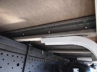 いすゞ エルフ バン車 小型 BDG-NMR85AN 年式 H19 [写真30]