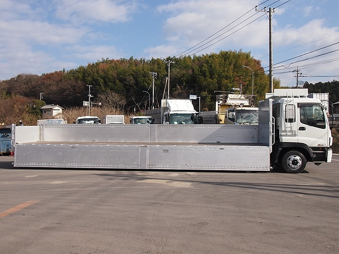 いすゞ ギガ 平ボディ 大型 PJ-CYJ51W5 年式 H16[写真07]