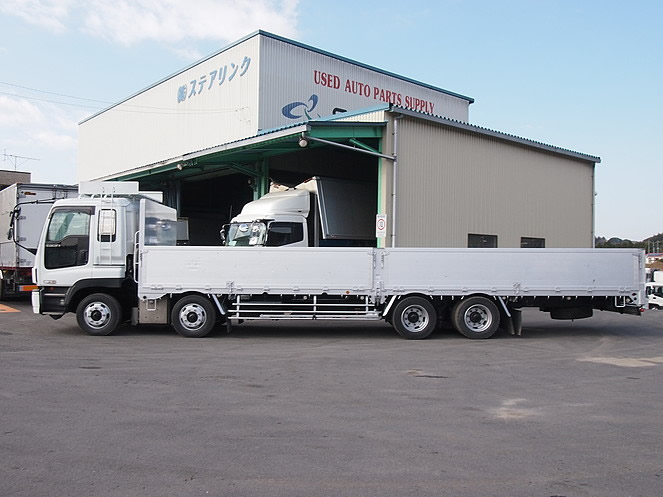 いすゞ ギガ 平ボディ 大型 PJ-CYJ51W5 年式 H16[写真06]
