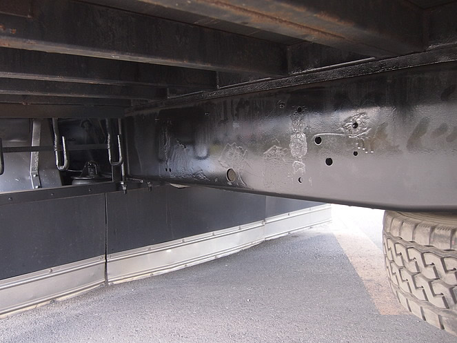 いすゞ ギガ 平ボディ 大型 PJ-CYJ51W5 年式 H16[写真34]