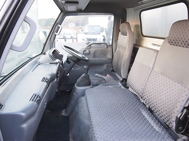 いすゞ エルフ ウイング車 小型 PB-NPR81AN 年式 H19[写真08]