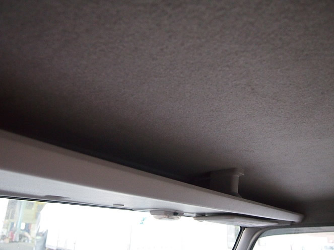 いすゞ エルフ ウイング車 小型 PB-NPR81AN 年式 H19[写真09]