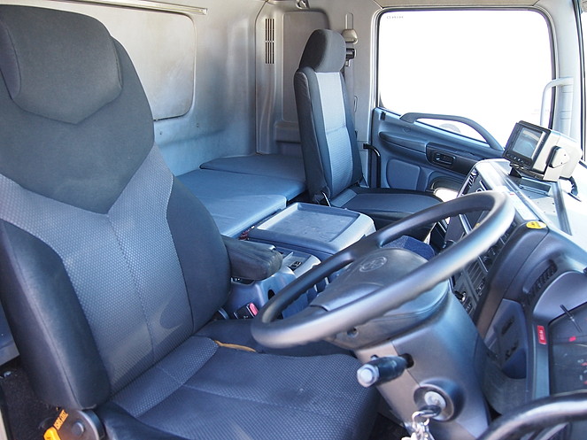 日野 プロフィア ウイング車 大型 ADG-FW1EXYG 年式 H19[写真10]