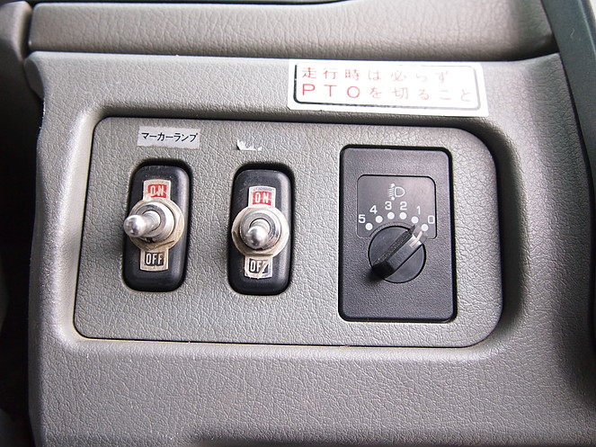 三菱ふそう ファイター ユニック 中増t KL-FK61FKZ 年式 H15[写真27]