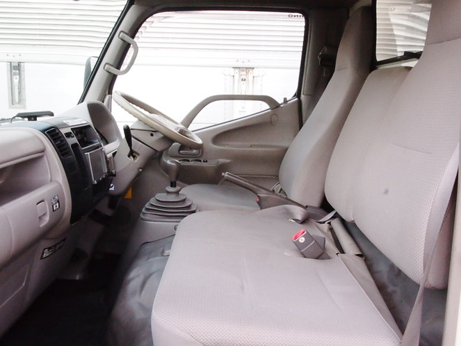 日野 デュトロ バン車 小型 BDG-XZU344M 年式 H20[写真07]