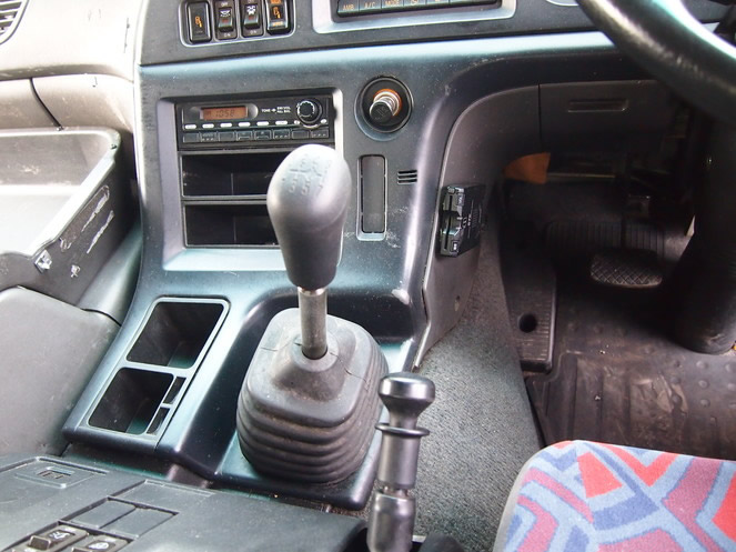 いすゞ  ウイング車 大型 PJ-CYJ51W6 年式 H18[写真10]