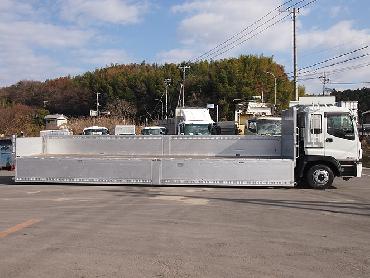 いすゞ ギガ 平ボディ 大型 PJ-CYJ51W5 年式 H16 [写真07]