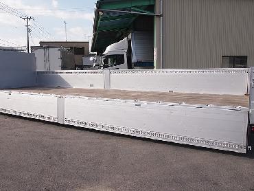 いすゞ ギガ 平ボディ 大型 PJ-CYJ51W5 年式 H16 [写真13]