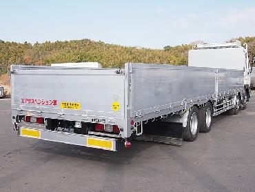 いすゞ ギガ 平ボディ 大型 PJ-CYJ51W5 年式 H16 [写真10]