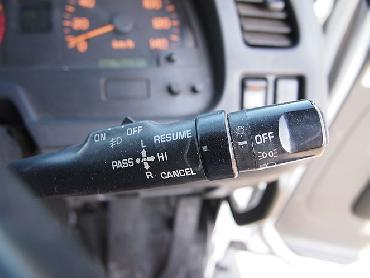 いすゞ ギガ 平ボディ 大型 PJ-CYJ51W5 年式 H16 [写真23]