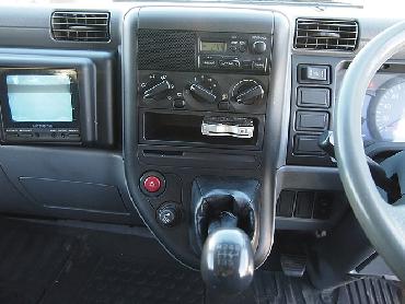 三菱ふそう キャンター ウイング車 小型 KK-FF83EFY 年式 H15 [写真21]