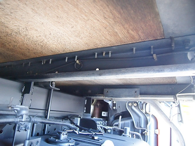 日野 デュトロ バン車 小型 PB-XZU306M 年式 H17[写真25]