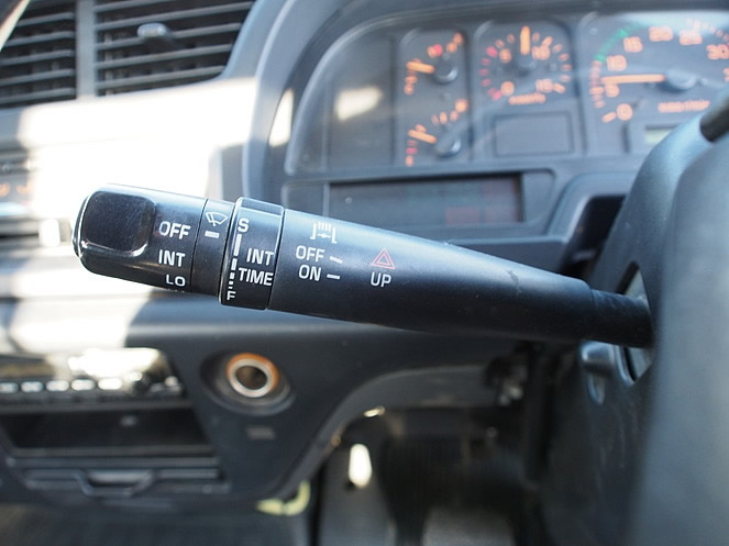 いすゞ フォワード ユニック 中型 PA-FRR34L4 年式 H18[写真28]