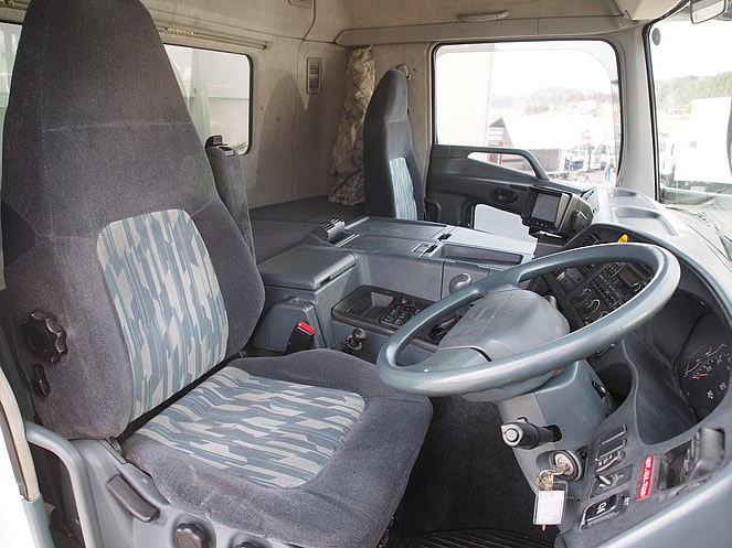 三菱ふそう スーパーグレート ウイング車 大型 KL-FU54JUZ 年式 H16[写真18]