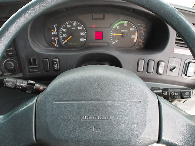 三菱ふそう スーパーグレート ウイング車 大型 KL-FU54JUZ 年式 H16[写真27]