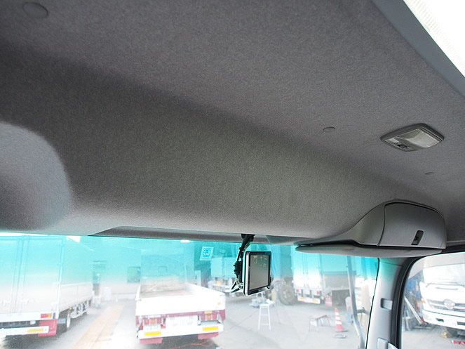 いすゞ フォワード 冷凍バン 中増t LDG-FTR34T2 年式 H23[写真28]