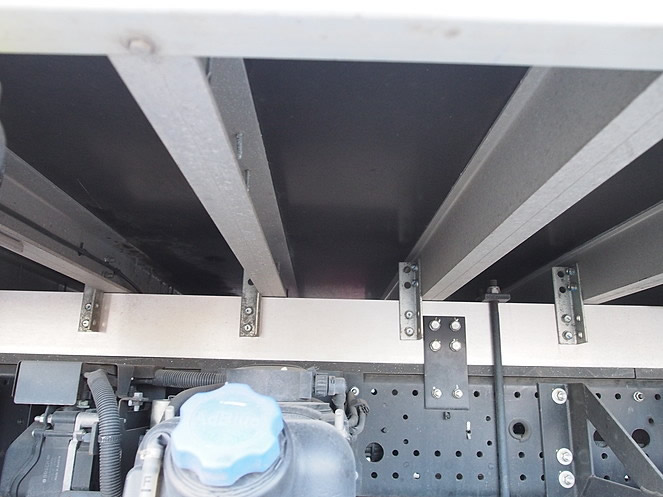 いすゞ フォワード 冷凍バン 中増t LDG-FTR34T2 年式 H23[写真47]