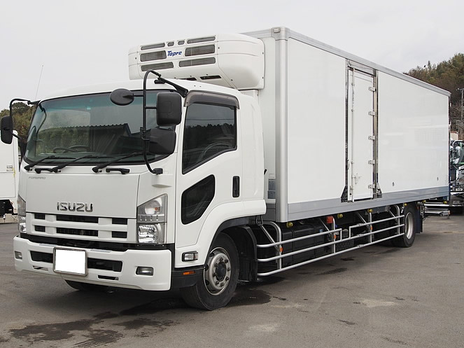 いすゞ フォワード 冷凍バン 中増t LDG-FTR34T2 年式 H23[写真04]