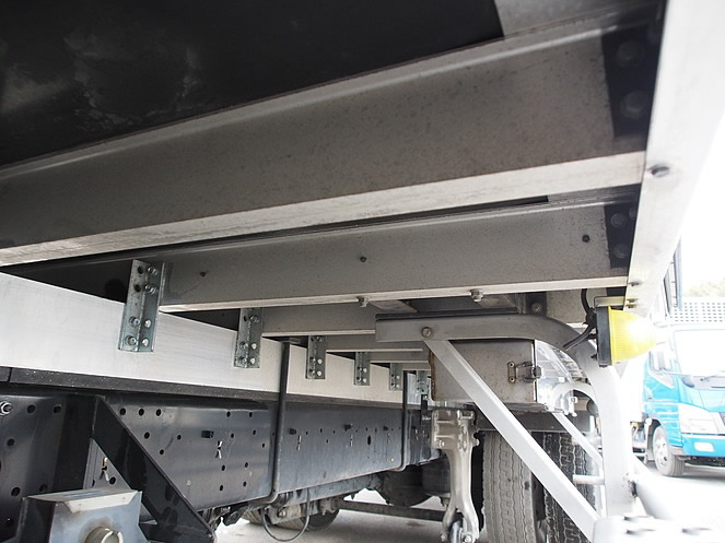 いすゞ フォワード 冷凍バン 中増t LDG-FTR34T2 年式 H23[写真45]