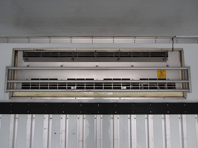 いすゞ フォワード 冷凍バン 中増t LDG-FTR34T2 年式 H23[写真18]