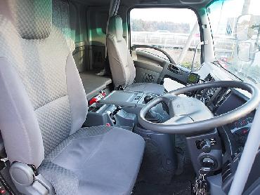 いすゞ フォワード 冷凍バン 中増t LDG-FTR34T2 年式 H23 [写真21]