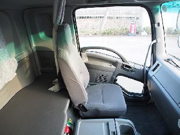 いすゞ フォワード 冷凍バン 中増t LDG-FTR34T2 年式 H23 [写真26]