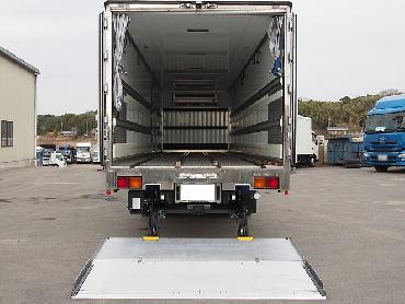 いすゞ フォワード 冷凍バン 中増t LDG-FTR34T2 年式 H23 [写真16]