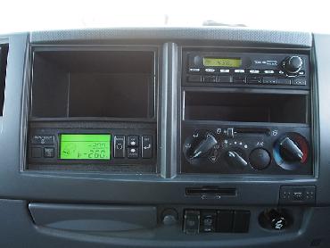 いすゞ フォワード 冷凍バン 中型 PDG-FRR34T2 年式 H20 [写真22]