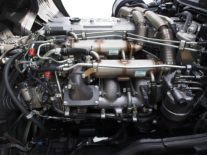 三菱ふそう スーパーグレート 平ボディ 大型 BDG-FU54JZ 年式 H19[写真21]