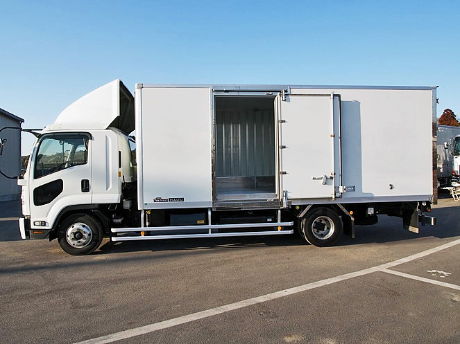 いすゞ フォワード 冷凍バン 中型 PDG-FRR34T2 年式 H20[写真07]