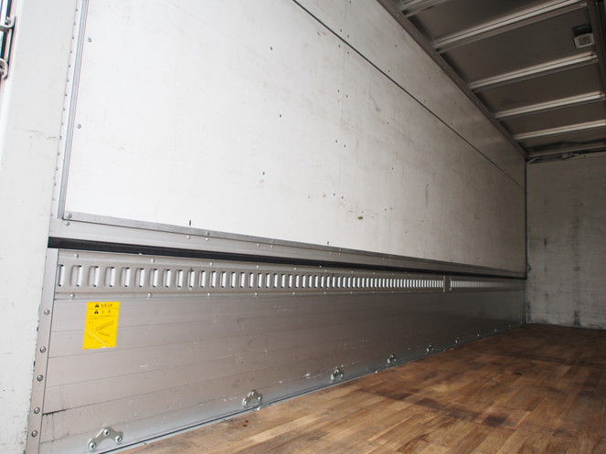 三菱ふそう ファイター ウイング車 中型 PDG-FK64F 年式 H20[写真11]