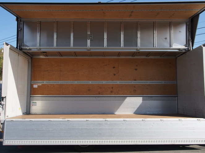 いすゞ フォワード ウイング車 中型 PDG-FRR34S2 年式 H22[写真10]