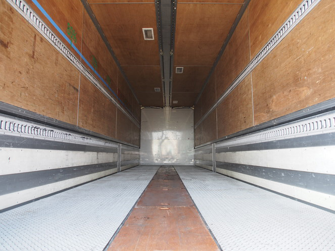 UDトラックス クオン ウイング車 大型 ADG-CG4ZA 年式 H21[写真14]