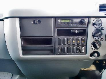 三菱ふそう ファイター ウイング車 中型 PDG-FK64F 年式 H20 [写真18]