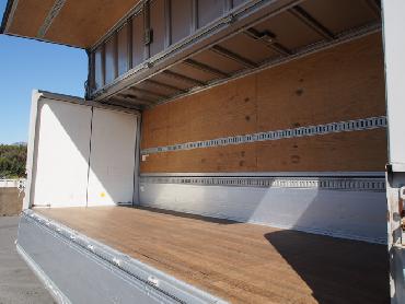 いすゞ フォワード ウイング車 中型 PDG-FRR34S2 年式 H22 [写真11]