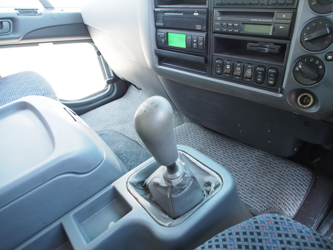 三菱ふそう ファイター 冷凍ウイング 中型 PA-FK61F 年式 H18[写真19]